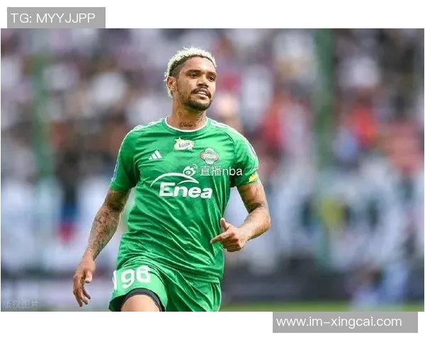 恩里克期待好运降临盼欧冠附加赛抽中卡拉巴赫球队表现需提升 恩里克期待好运降临盼欧冠附加赛抽中卡拉巴赫球队表现需提升